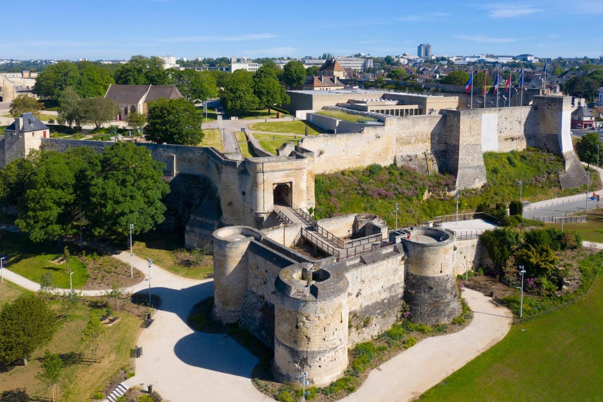 Le Castel D'Orne - Piscine Et Terrasse Caen Kültér fotó